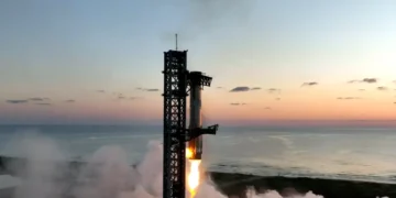 SpaceX Réalise un Exploit Majeur : La Récupération du Booster Super Heavy sur le Site de Lancement