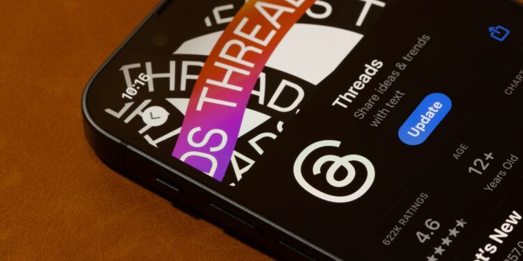 Threads renforce sa position face à Bluesky avec des fils personnalisés.
